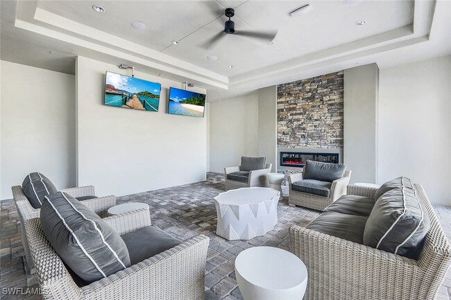 Foto del edificio - 14008 Hunter Oak Dr