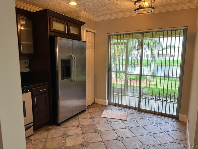 Building Photo - 1044 Arezzo Cir