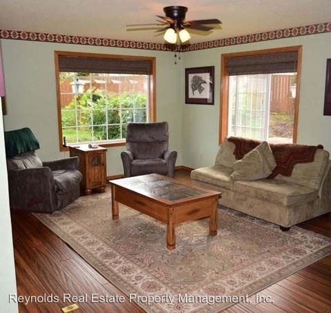 Primary Photo - 6218 Hickory Ct SE