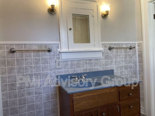 Foto del edificio - 721 SW Park Ln