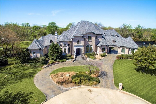 Building Photo - 2500 Stone Haven Ct