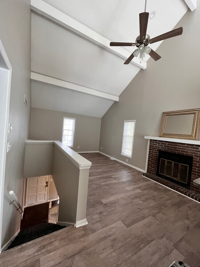 Building Photo - 7307 55th Terrace