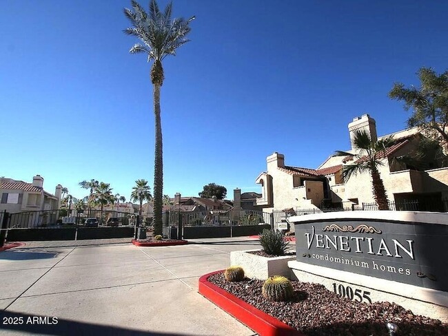 Foto del edificio - 10055 E Mountainview Lake Dr