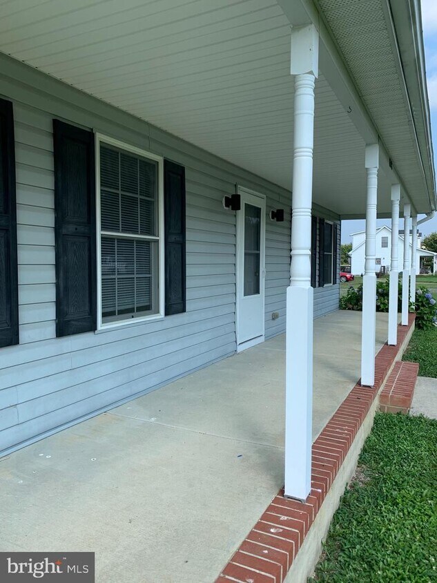 Foto principal - 8578 Tuckahoe Rd