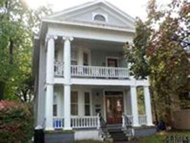 Foto del edificio - 441 Manning Blvd