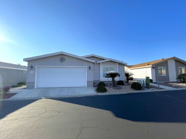 Foto del edificio - AVAILABLE NOW! CHARMING 2 Bed 2 Bath Home ...