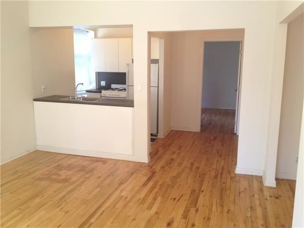 Foto del edificio - 255 E 50TH St