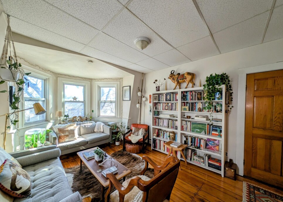 Foto principal - 371 Windsor St
