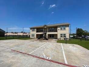Building Photo - 2512 S Houston Ave