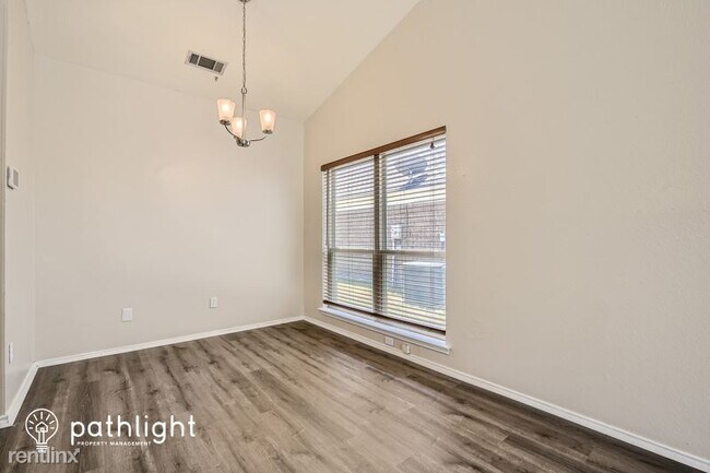 Foto del edificio - 4 br, 2 bath House - 112 Browning Lane UNIT
