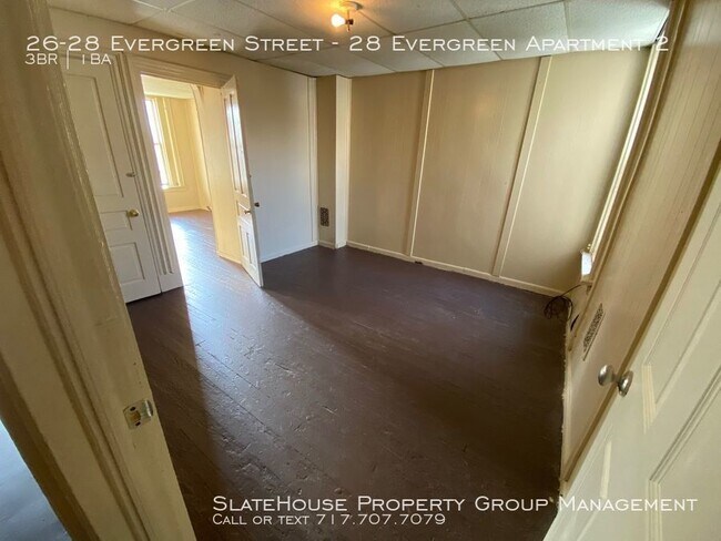 Building Photo - 26-28 Evergreen St
