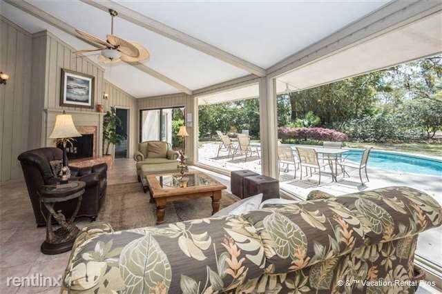 Foto del edificio - 30 Turnberry Ln