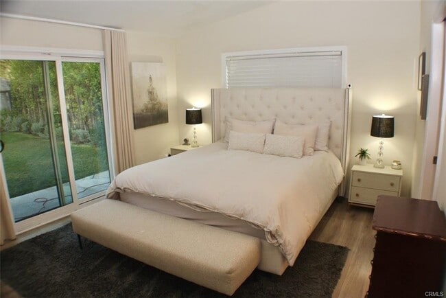 Foto del edificio - 4820 Abbeyville Ave