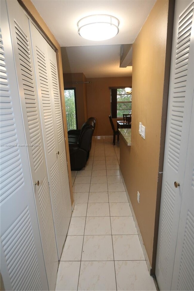 Foto del edificio - 1221 SW 122nd Ave