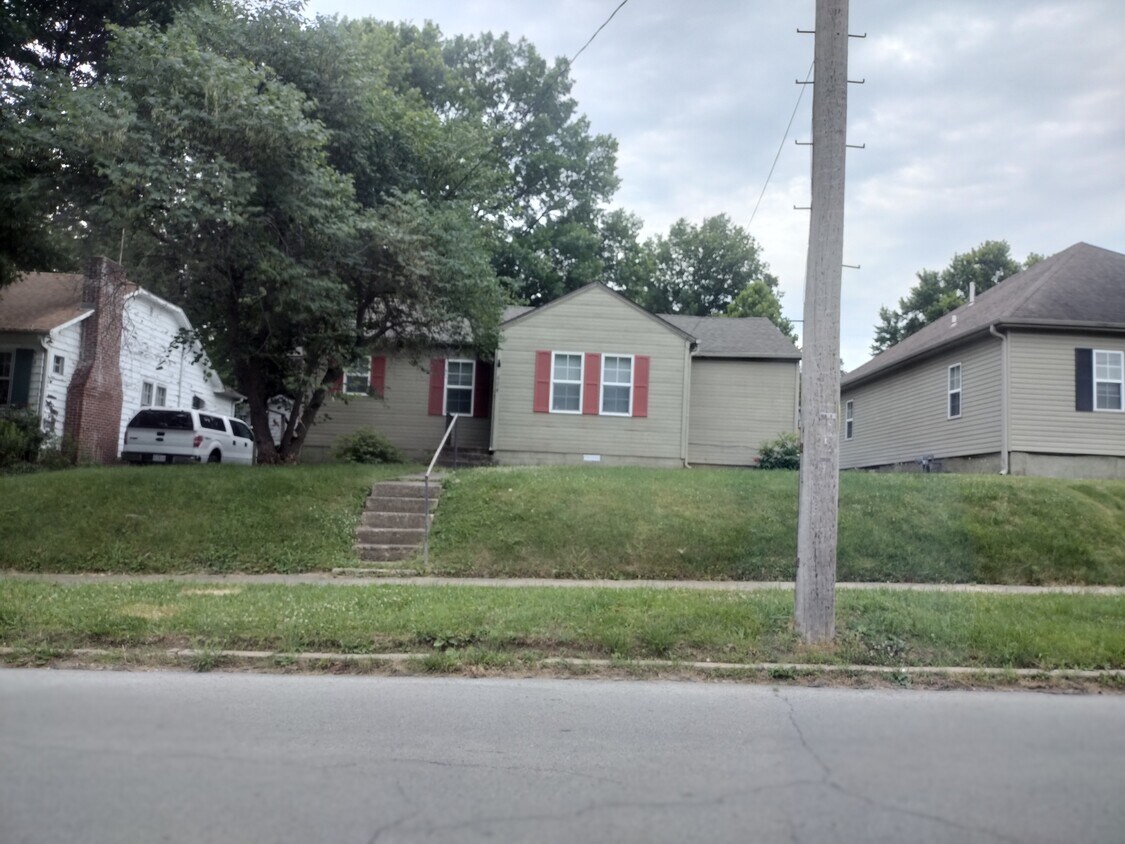 Foto principal - 604 Grover St
