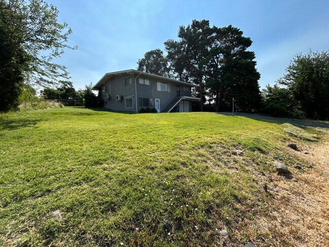 Foto del edificio - 2411 S Lyle St