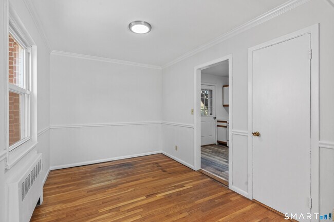 Building Photo - 134 Blachley Rd
