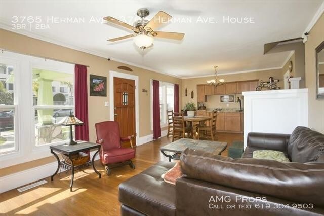 Building Photo - Craftsman Style 3 Bedroom home in North Park!