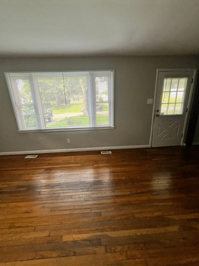 Photo - 1647 Strader Dr House