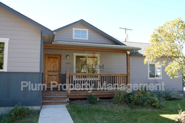 Building Photo - 1405 N Dickens St