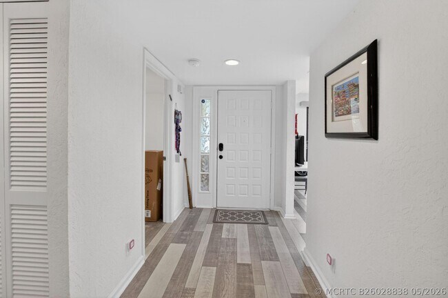 Building Photo - 7254 Clunie Pl