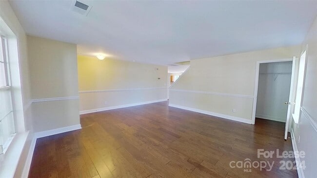 Building Photo - 8705 Donnellson Common Ct