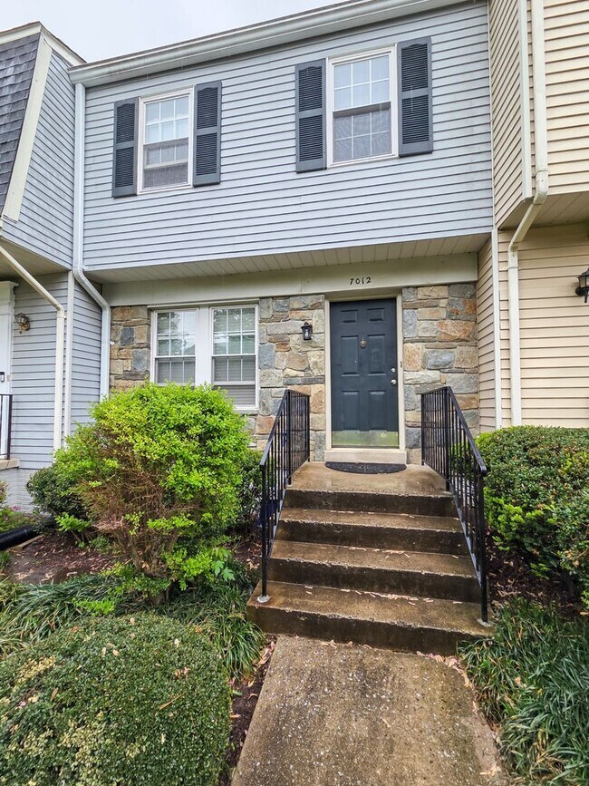 Photo - Beautiful 3BR Townhouse in Rockville/Derwood for early June Move-In!