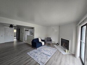 Building Photo - 1840 Goodwin Dr