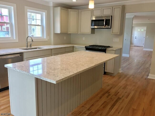 Kitchen View 2 - 46 North St