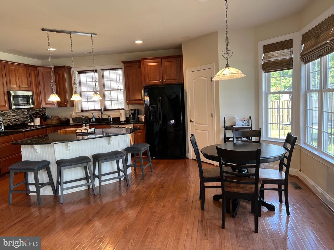 8107 Kylemore Way, Ellicott City, MD 21043 House Rental in Ellicott