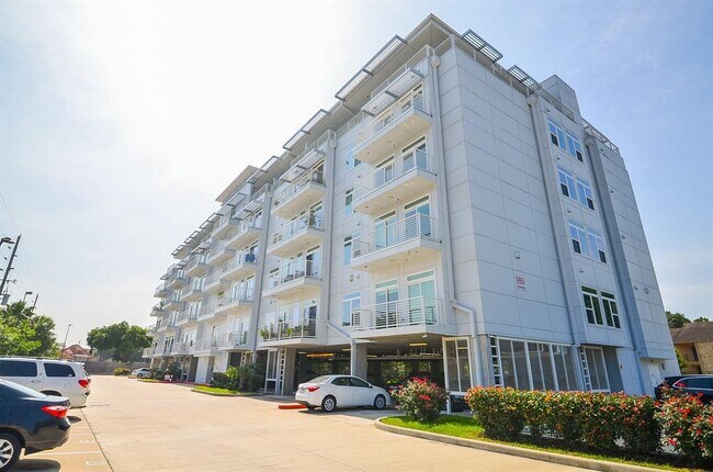 Foto del edificio - 6955 Turtlewood Dr
