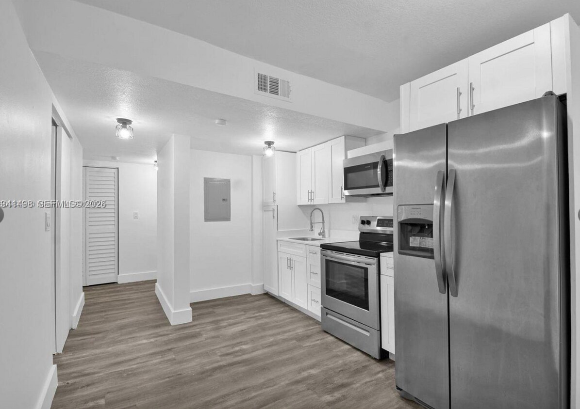 9371 Fontainebleau Blvd Unit 1101, Miami, FL 33172 - Condo for Rent in ...