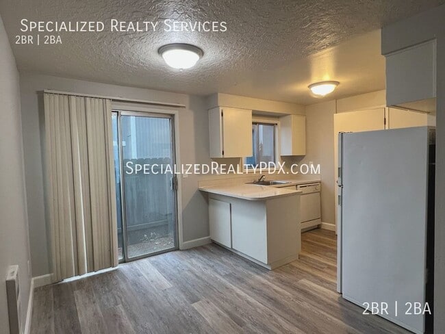 Building Photo - 5119 SW 62nd Ave
