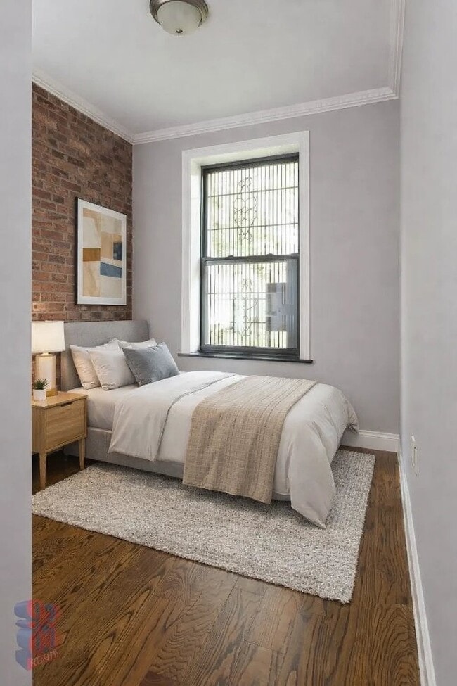 Building Photo - 15 W 103rd St