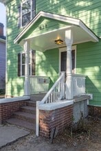 Building Photo - 638 E 37th St