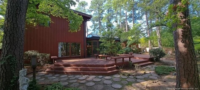 Building Photo - 502 W 33rd St