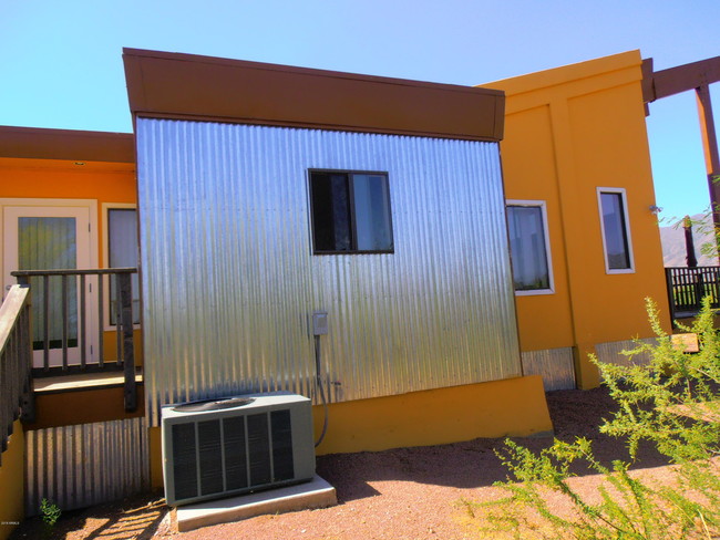 Foto del edificio - 399 Ewing Trail
