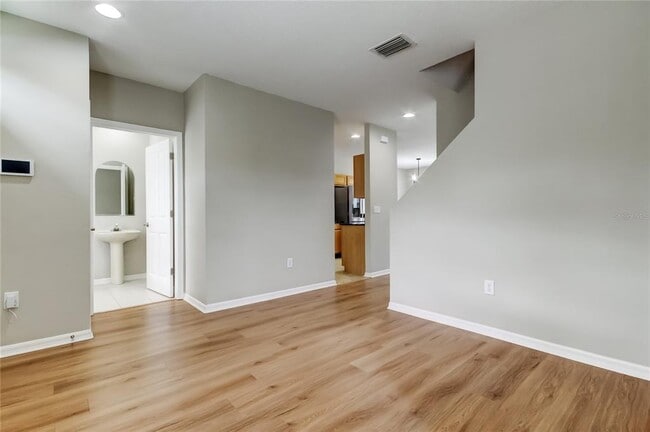Building Photo - 10012 Tate Ln