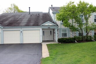 Building Photo - 211 Blossom Ct