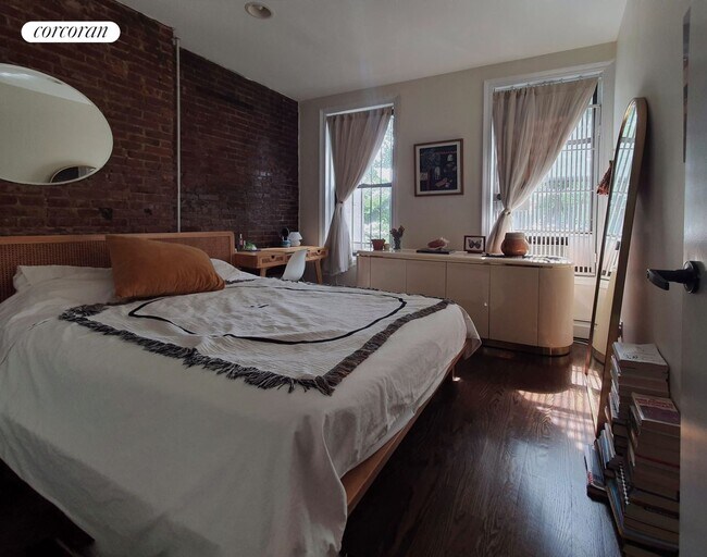 Foto del edificio - 1433 Bedford Ave