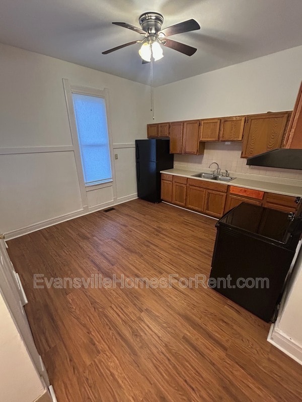 Foto del edificio - 404 E Virginia St