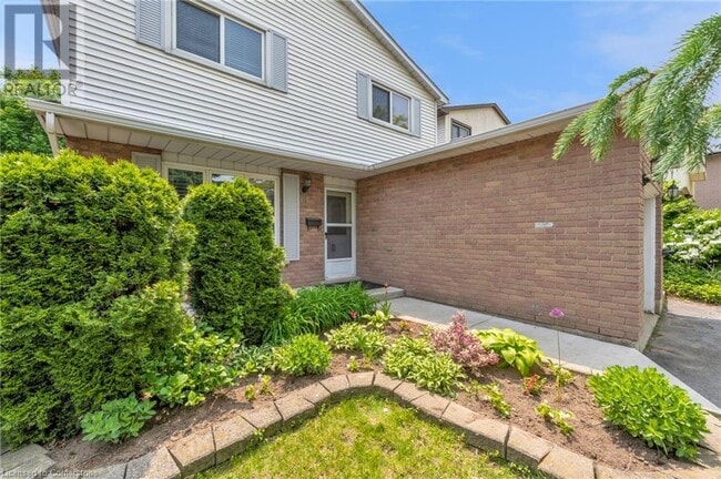 Building Photo - 14 Oceanic Dr