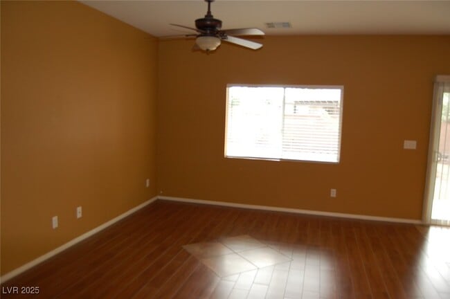 Building Photo - 4775 Lorenzo Way