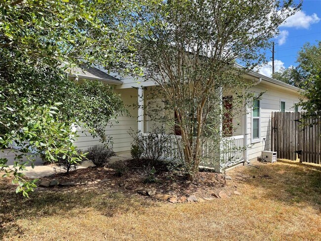 Building Photo - 21202 Berry Vine St
