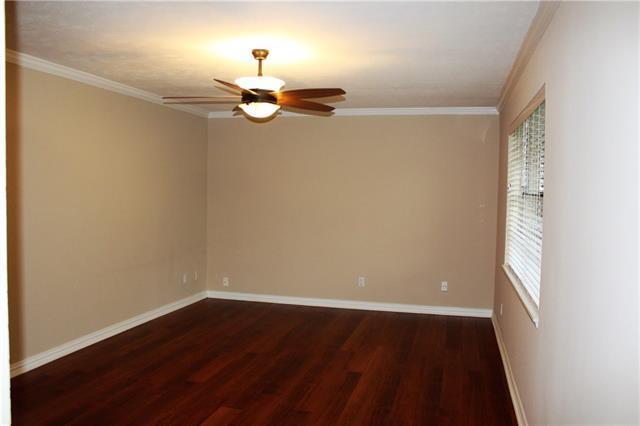 Building Photo - 908 Wateka Way