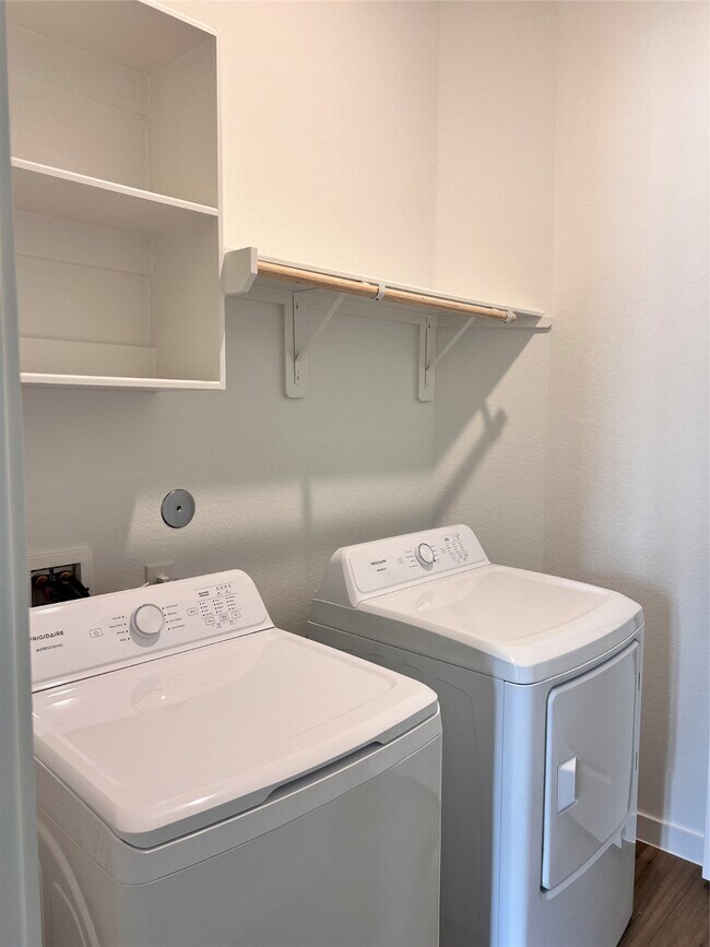 Building Photo - 8326 Boundary Waters Dr