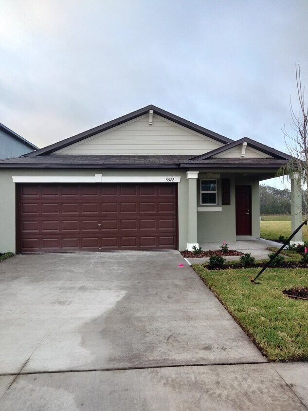 Photo - 5572 Blue Azure Dr (Wimauma, FL)