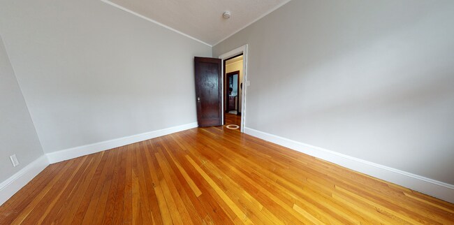 dormitorio - 108 College Ave