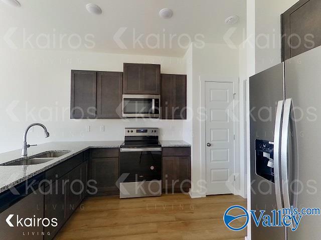 Foto del edificio - 6419 Upchurch Dr