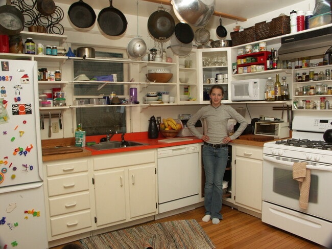 Kitchen - 227 Bryant Ave